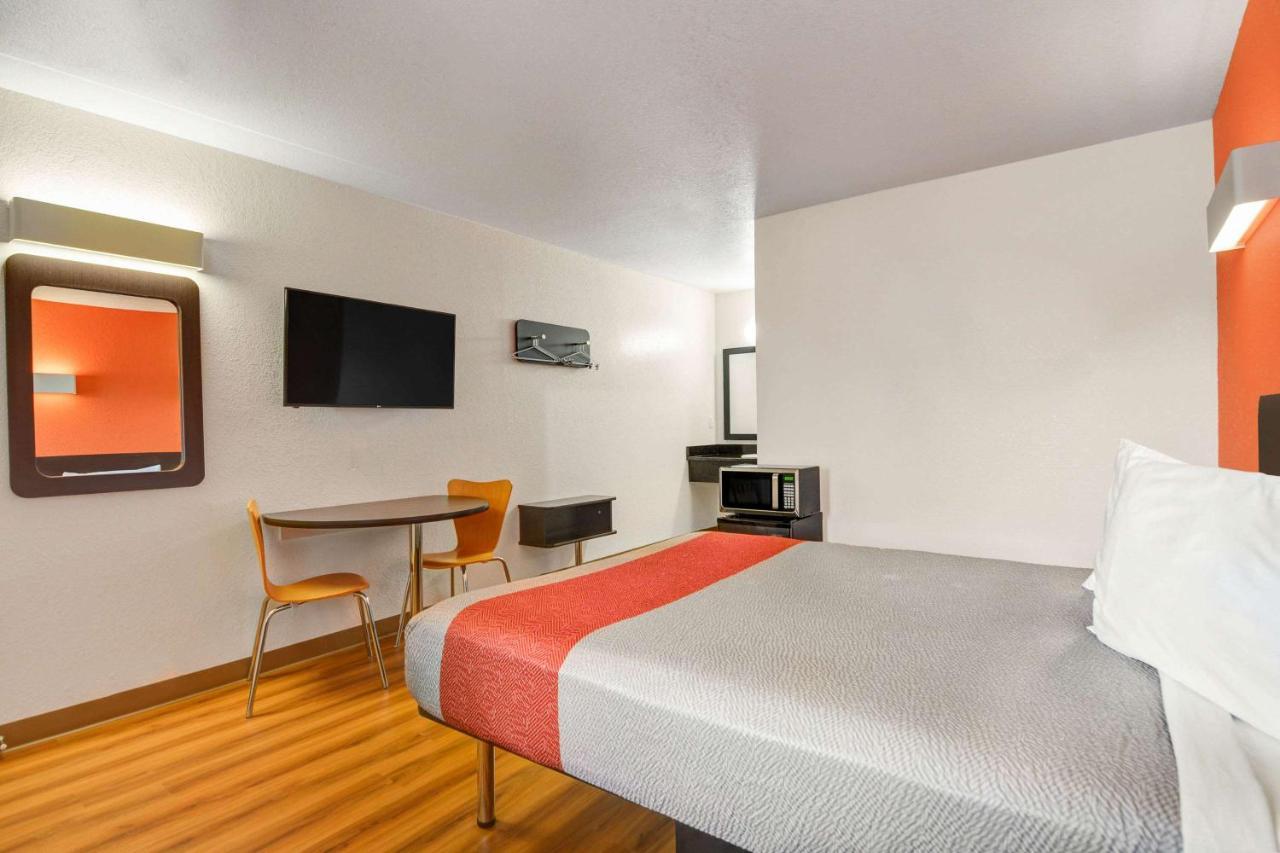 Motel 6-Moultrie, Ga Bagian luar foto
